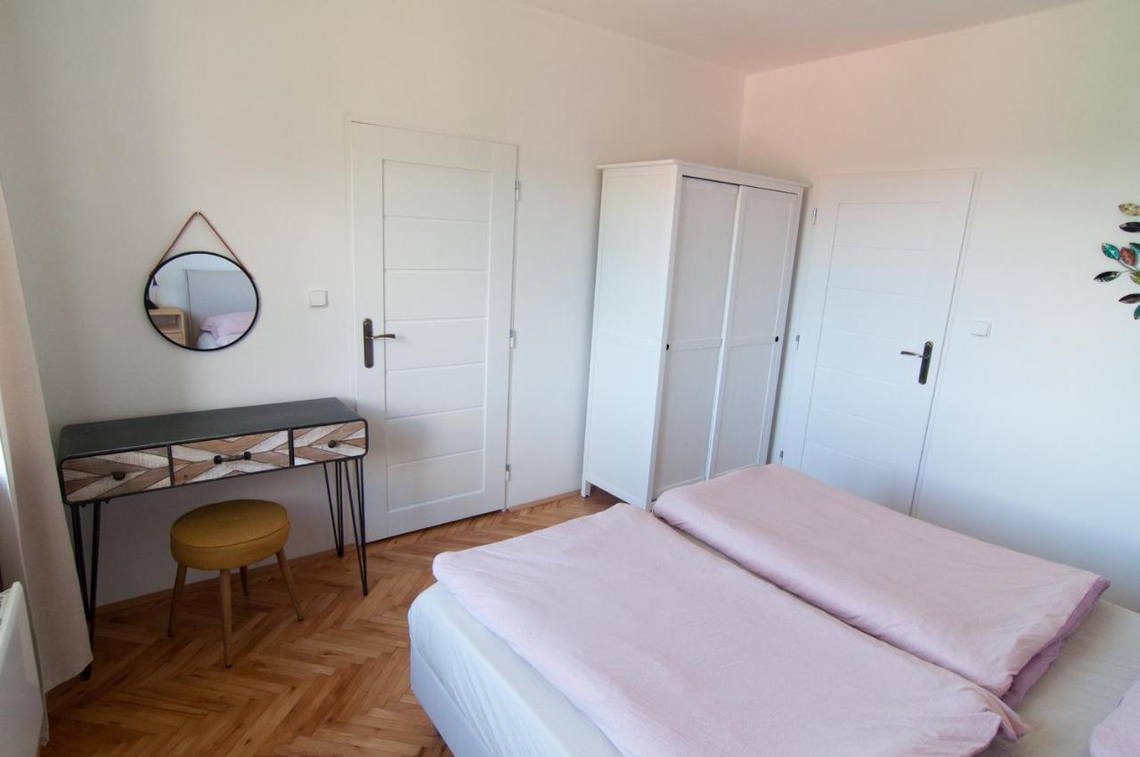 Apartman Na Kamenci Teplice nad Metují Eksteriør billede